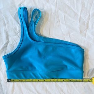 Alo Yoga asymmetrical excite bra. Only worn a couple times, like new.